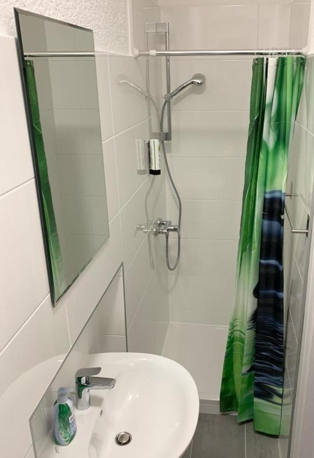 Stylisches 2 Zimmer Apartment Zum Abschalten Ерфурт Екстер'єр фото